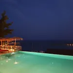 מלון Natura Luxury Boutique Skopelos לוטראקי