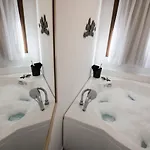 מלון Natura Luxury Boutique Skopelos 5*