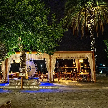 Ξενοδοχείο Natura Luxury Boutique Skopelos 5*
