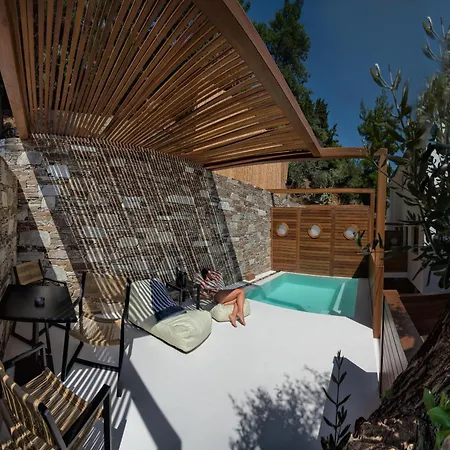 Natura Luxury Boutique Skopelos Ξενοδοχείο Λουτράκι
