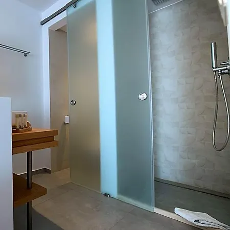 Natura Luxury Boutique Skopelos מלון