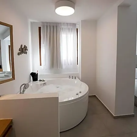 Natura Luxury Boutique Skopelos 5*