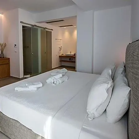 מלון Natura Luxury Boutique Skopelos 5*