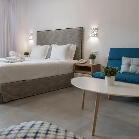 Natura Luxury Boutique Skopelos מלון