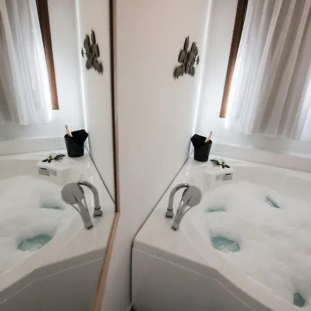 Hotel Natura Luxury Boutique Skopelos 5*