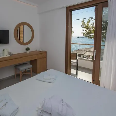 Natura Luxury Boutique Skopelos Hotel