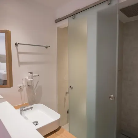 Natura Luxury Boutique Skopelos 罗查基恩