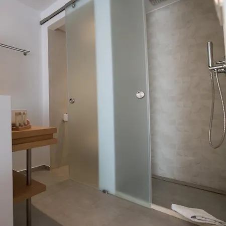 Natura Luxury Boutique Skopelos 5* 罗查基恩